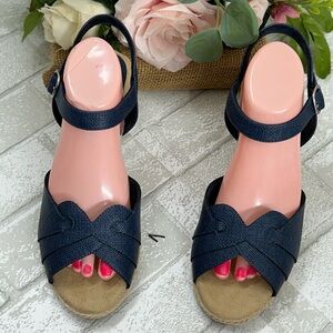 Elegant Navy Espadrille Sandals